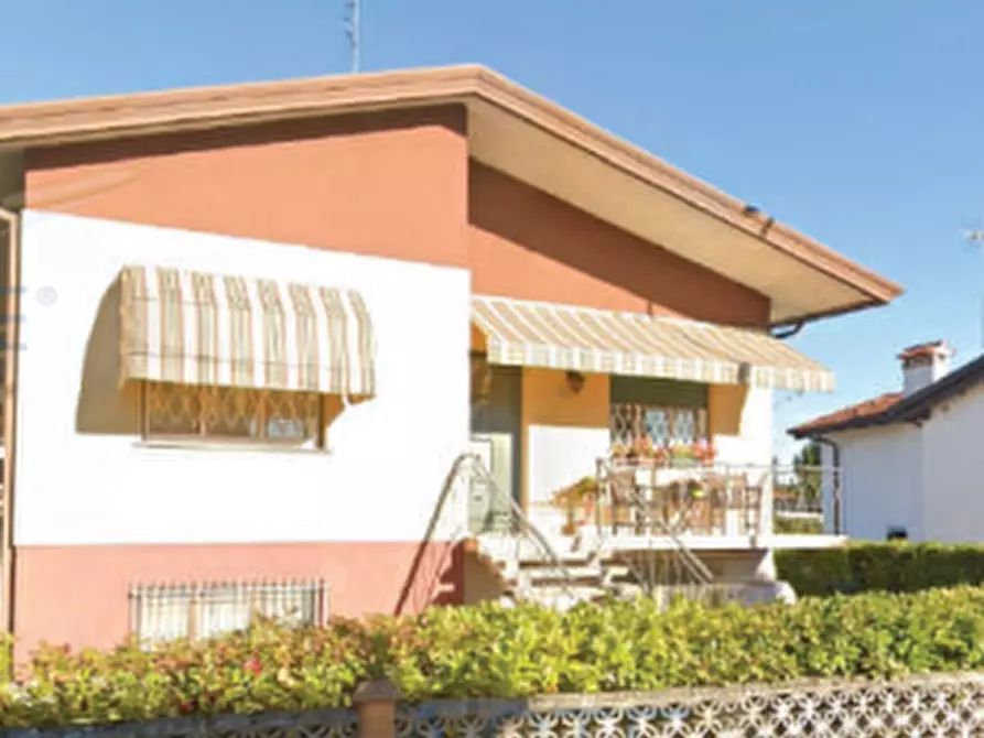Immagine 1 di Casa indipendente in vendita  in Via Nazario Sauro, 30 a Pordenone