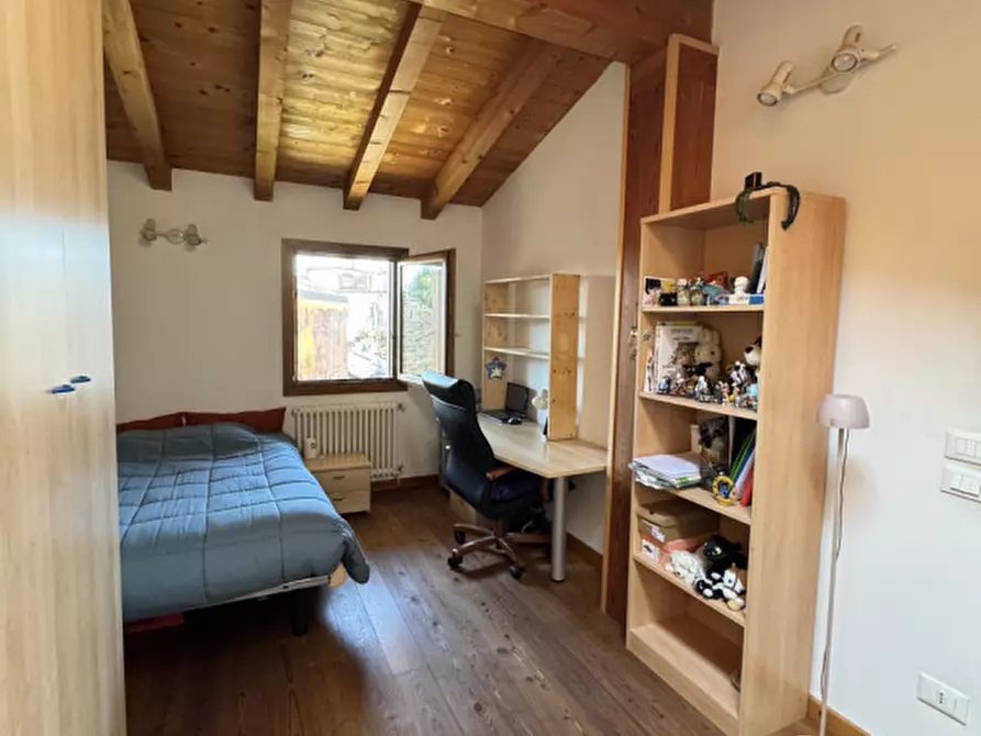 Immagine 4 di Villetta a schiera in vendita  in Via Monte Grappa a Cordenons