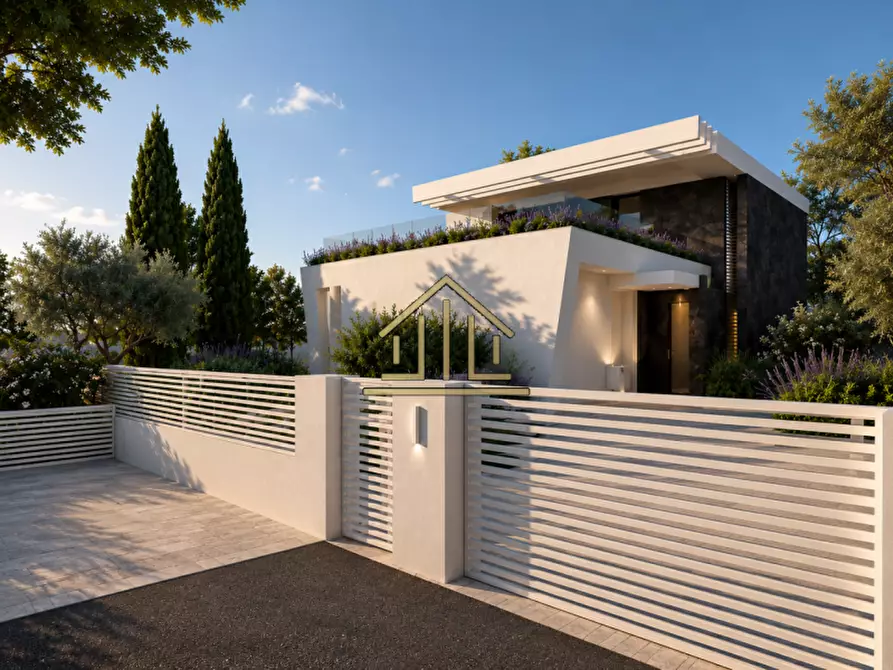 Immagine 3 di Villa in vendita  in Via Sant'Anna a Lonato del Garda