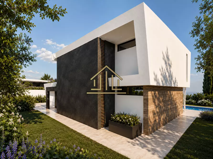 Immagine 5 di Villa in vendita  in Via Sant'Anna a Lonato del Garda