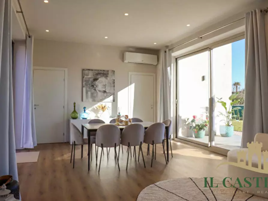 Immagine 5 di Villa in vendita  in Via bagnolo a Castiglione Del Lago