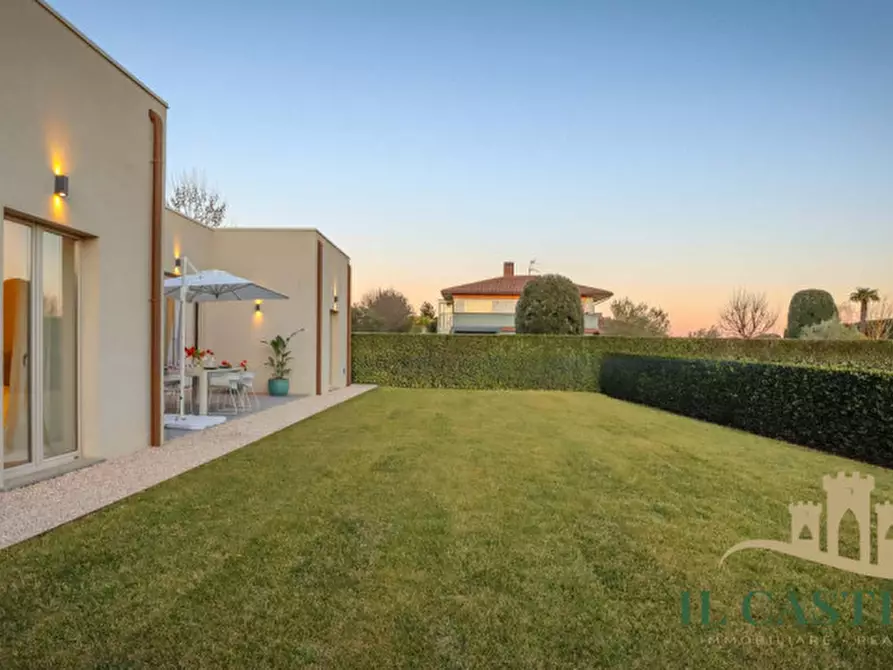 Immagine 30 di Villa in vendita  in Via bagnolo a Castiglione Del Lago