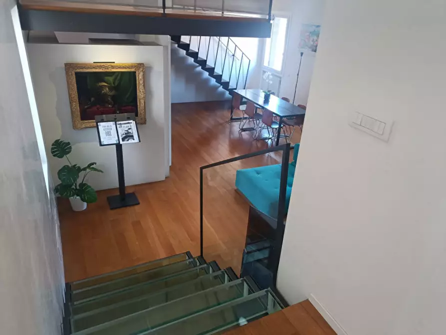 Immagine 2 di Loft/Open space in vendita  in Via degli Zabarella a Padova