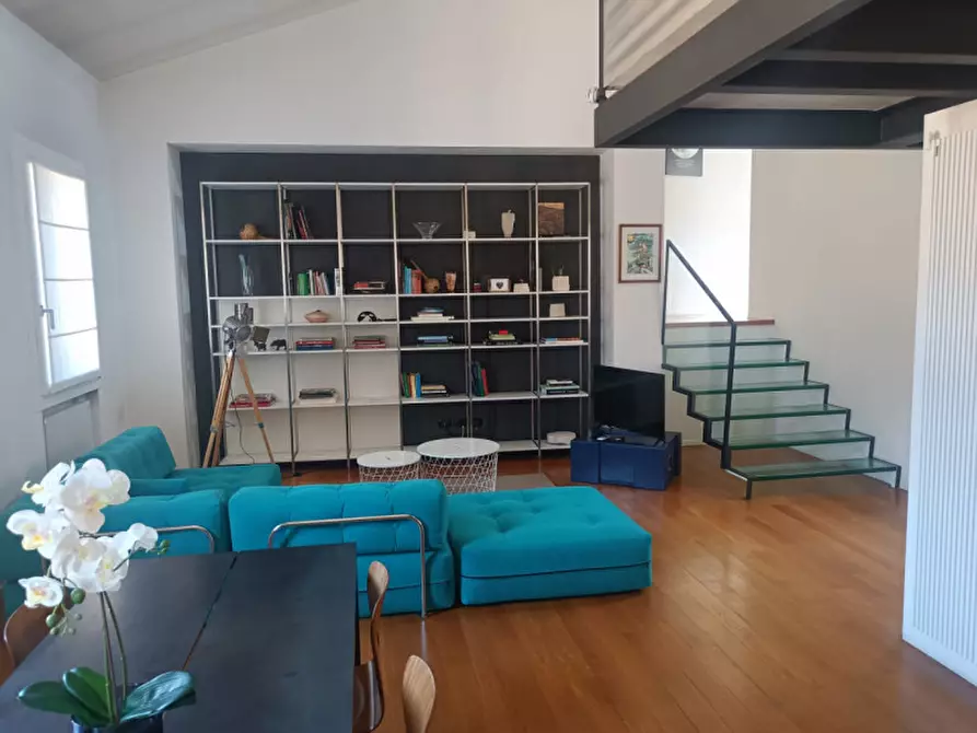 Immagine 6 di Loft/Open space in vendita  in Via degli Zabarella a Padova