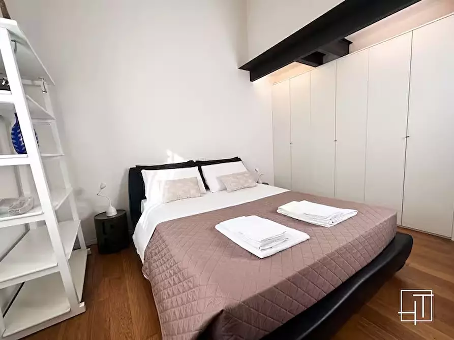 Immagine 8 di Loft/Open space in vendita  in Via degli Zabarella a Padova