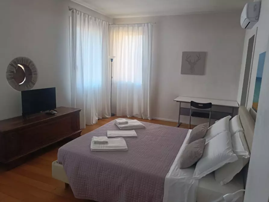 Immagine 33 di Loft/Open space in vendita  in Via degli Zabarella a Padova