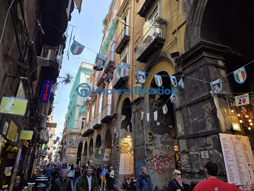 Immagine 3 di Bed & Breakfast in vendita  in Vico Purgatorio Ad Arco a Napoli