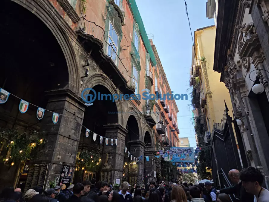 Immagine 4 di Bed & Breakfast in vendita  in Vico Purgatorio Ad Arco a Napoli