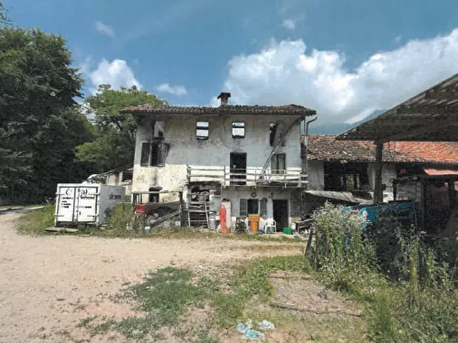 Immagine 1 di Casa indipendente in vendita  in Via Salgarda Nuova a Feltre