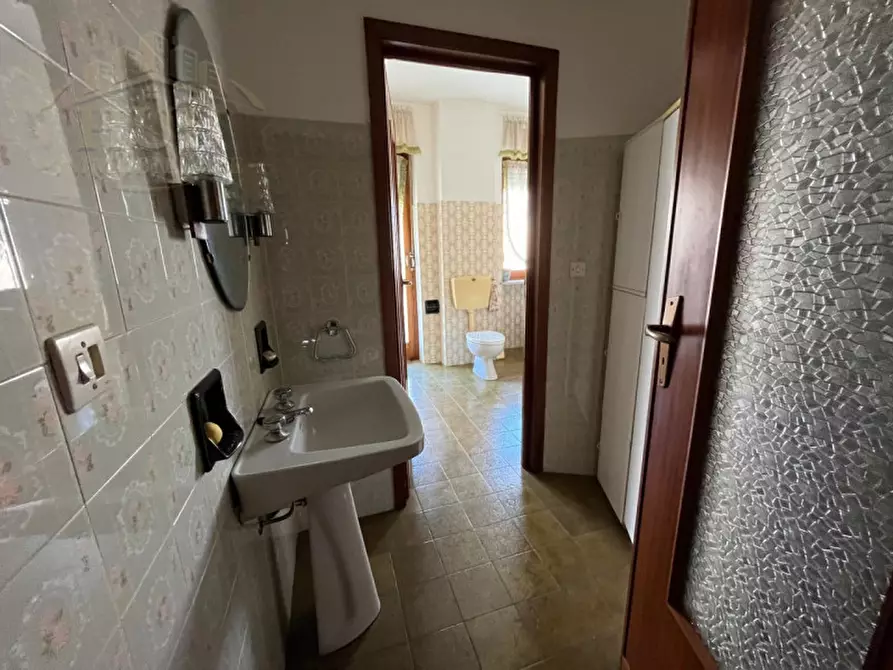 Immagine 25 di Appartamento in vendita  in Via Giovanni Lovera 27 a Borgo San Dalmazzo