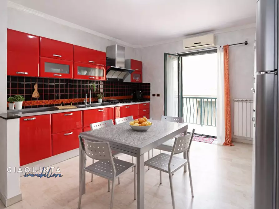 Immagine 4 di Appartamento in vendita  in Via Teocrito n. 21 a Palagonia