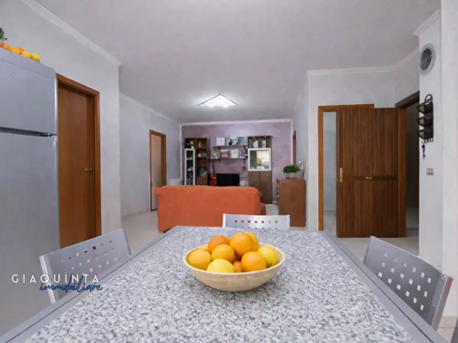 Immagine 5 di Appartamento in vendita  in Via Teocrito n. 21 a Palagonia