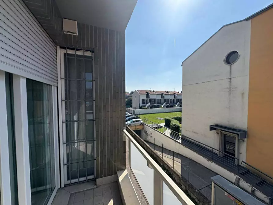 Immagine 6 di Appartamento in vendita  in Meda, Via Trento 86 a Meda