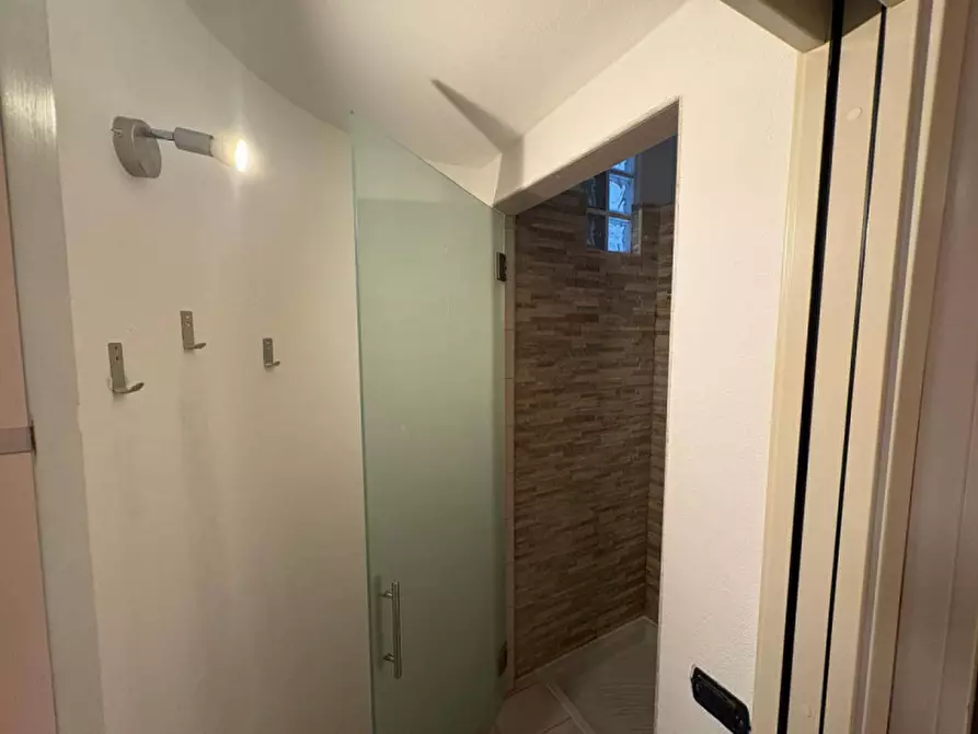 Immagine 10 di Appartamento in vendita  in Meda, Via Trento 86 a Meda