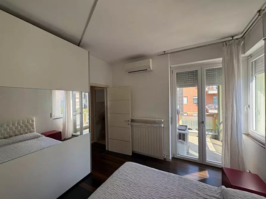 Immagine 14 di Appartamento in vendita  in Meda, Via Trento 86 a Meda