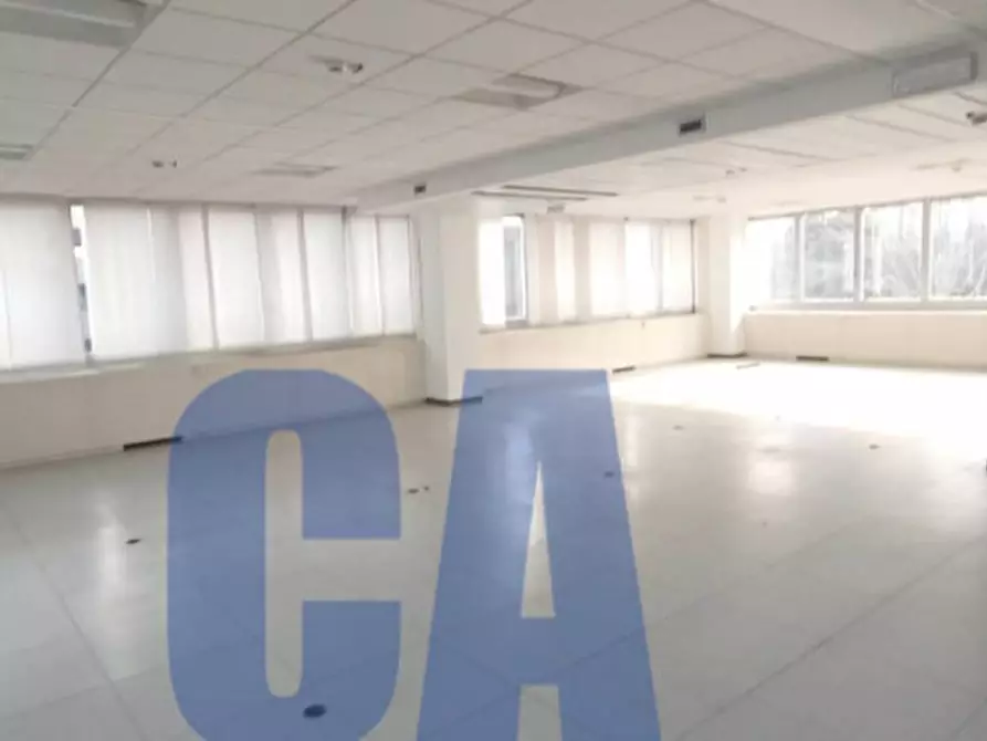 Immagine 1 di Ufficio in affitto  in VIA BUGATTI ETTORE a Milano