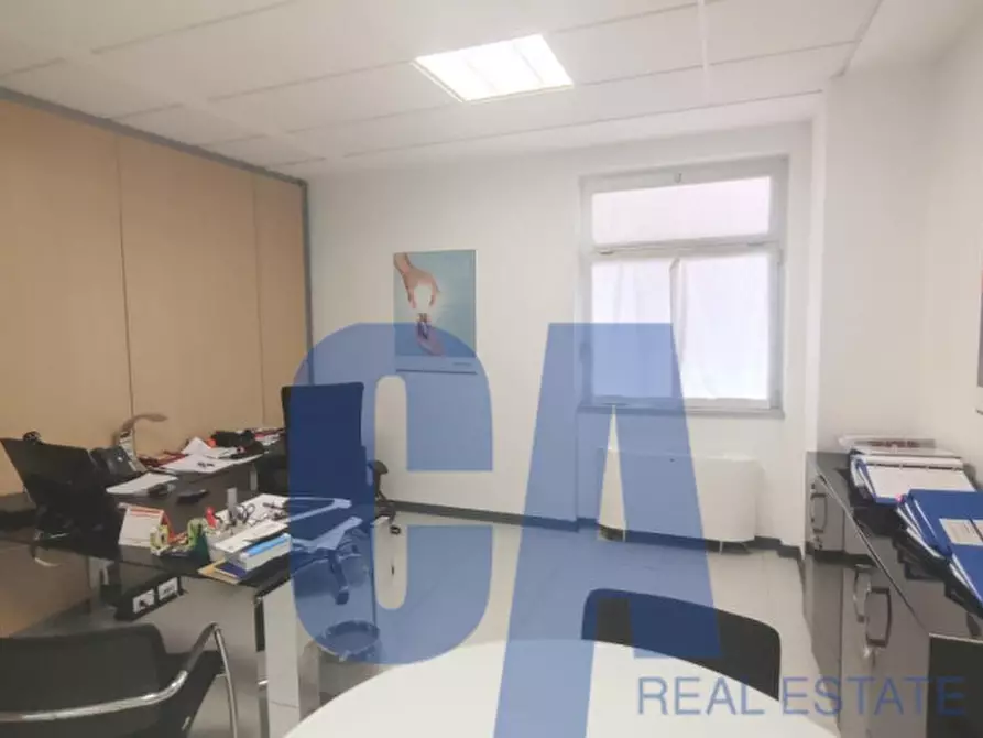 Immagine 21 di Ufficio in affitto  in VIA BUGATTI ETTORE a Milano