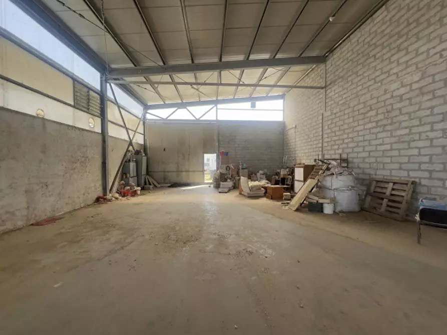 Immagine 4 di Capannone industriale in vendita  in SP231, Trani BT, Italia a Trani