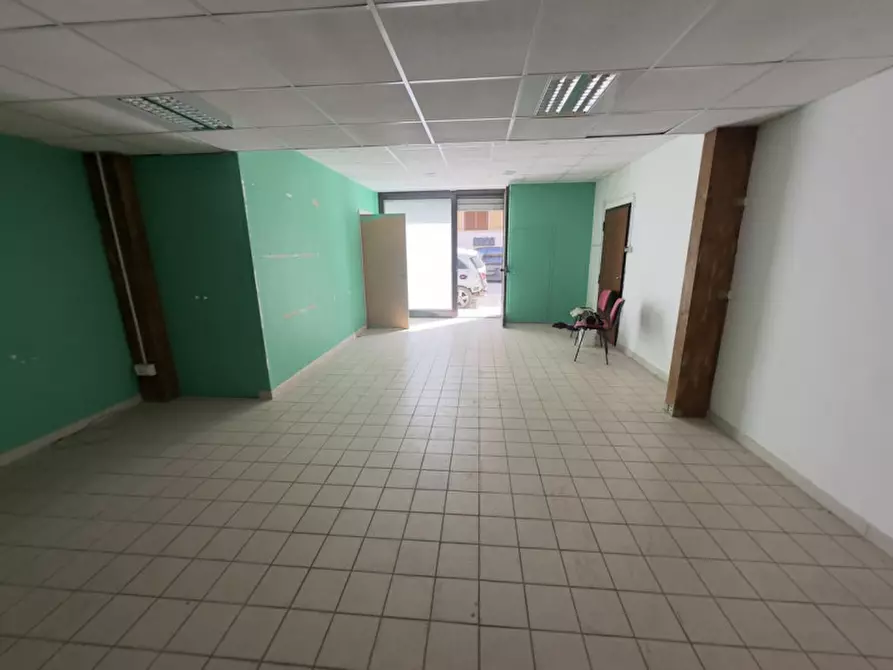 Immagine 2 di Negozio in vendita  in Via Piero Gobetti, 30, 76123 Andria BT, Italia a Andria