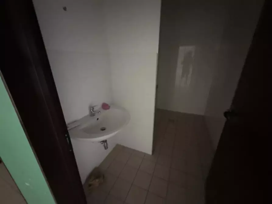 Immagine 5 di Negozio in vendita  in Via Piero Gobetti, 30, 76123 Andria BT, Italia a Andria