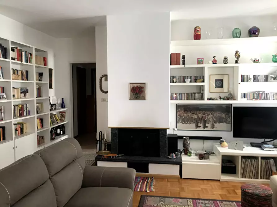 Immagine 3 di Appartamento in vendita  in Vicolo Cà de Bezzi a Bolzano