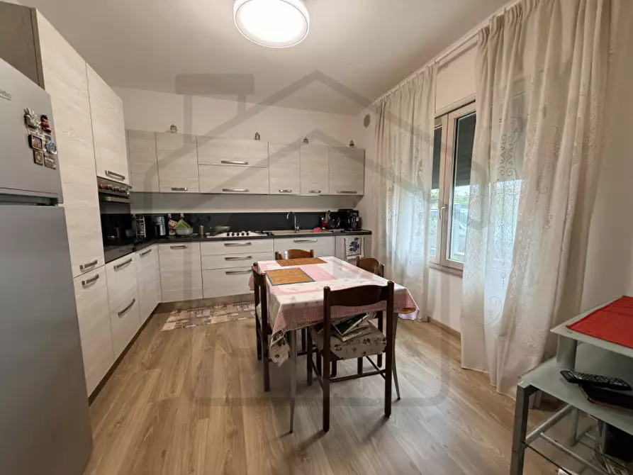 Immagine 9 di Casa trifamiliare in vendita  in Via Isonzo a Montegrotto Terme