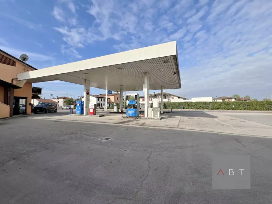 Immagine 4 di Attività commerciale in vendita  a Villa Del Conte