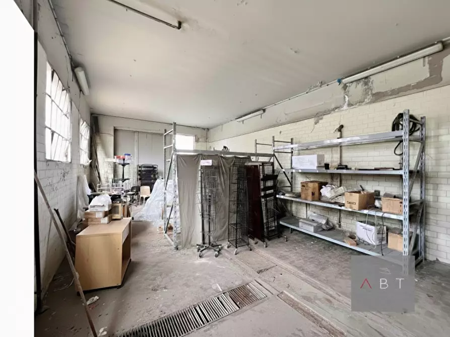 Immagine 5 di Attività commerciale in vendita  a Villa Del Conte