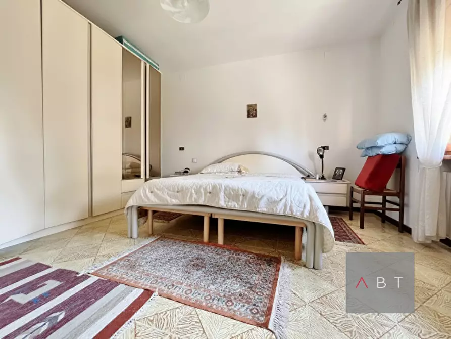 Immagine 21 di Attività commerciale in vendita  a Villa Del Conte
