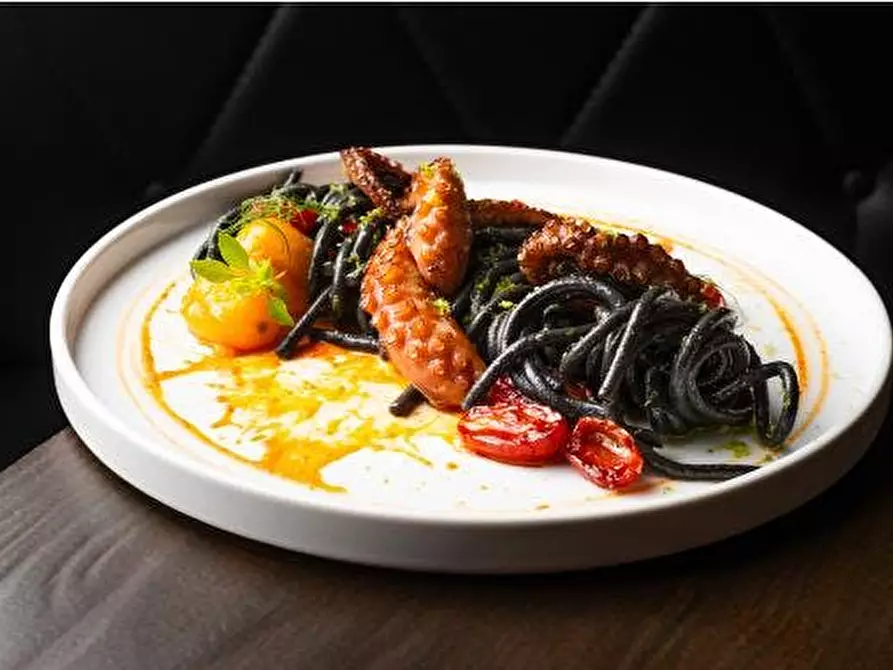 Immagine 3 di Attività commerciale in vendita  a Rubano