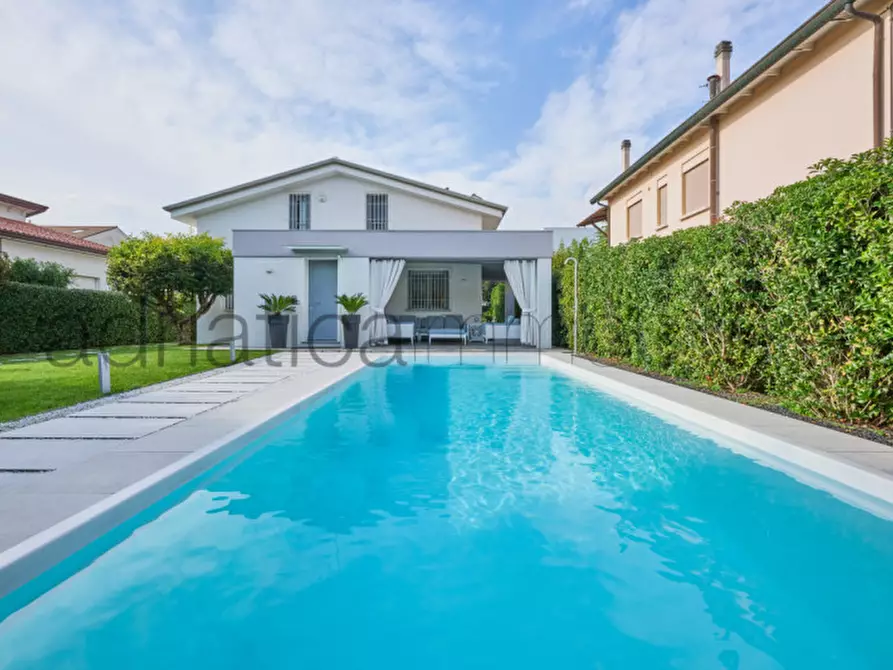 Immagine 3 di Casa indipendente in vendita  a Jesolo