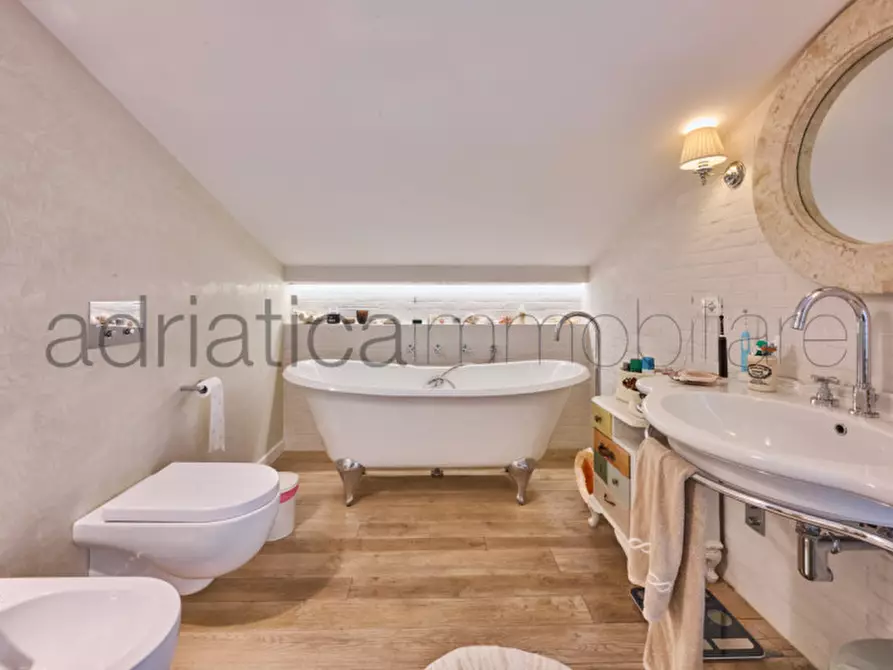 Immagine 27 di Casa indipendente in vendita  a Jesolo