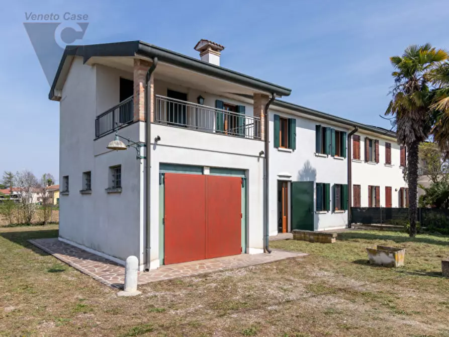 Immagine 5 di Casa bifamiliare in vendita  a Ponte San Nicolò