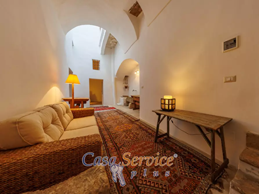 Immagine 1 di Casa indipendente in vendita  in via arcivescovo zezza a Ruffano