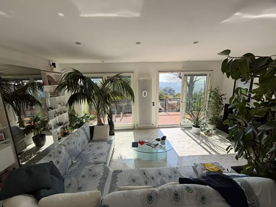 Immagine 1 di Appartamento in vendita  in STRADA VECCHIA DI PIETRALACROCE 70 H a Ancona