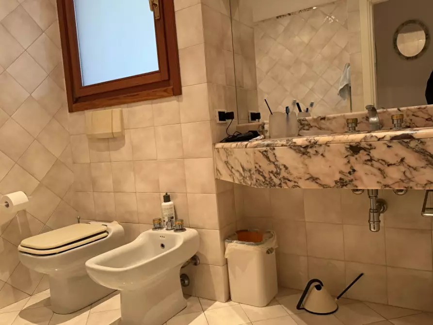 Immagine 41 di Appartamento in vendita  in STRADA VECCHIA DI PIETRALACROCE 70 H a Ancona