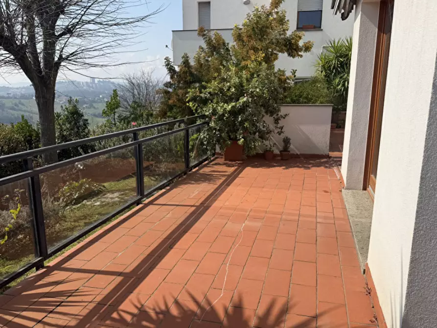 Immagine 63 di Appartamento in vendita  in STRADA VECCHIA DI PIETRALACROCE 70 H a Ancona