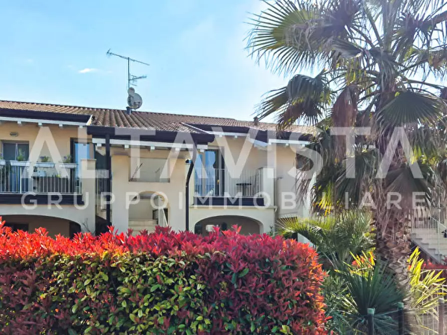 Immagine 1 di Villetta a schiera in vendita  in Via Drugolo a Lonato del Garda