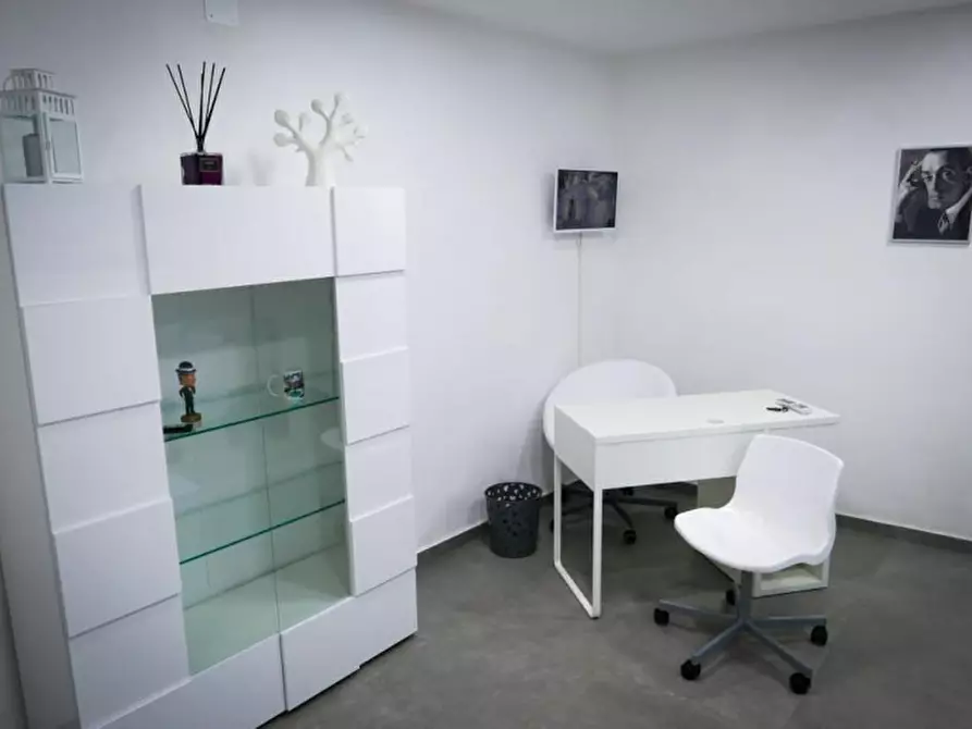 Immagine 11 di Camera in affitto  in Via Vincenzo de Monte, 27 a Napoli