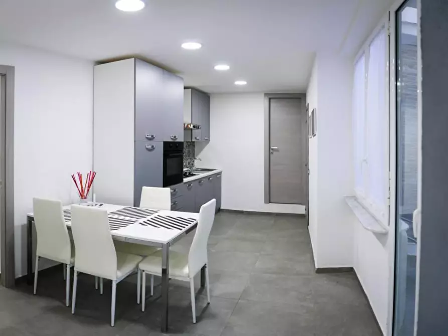 Immagine 12 di Camera in affitto  in Via Vincenzo de Monte, 27 a Napoli