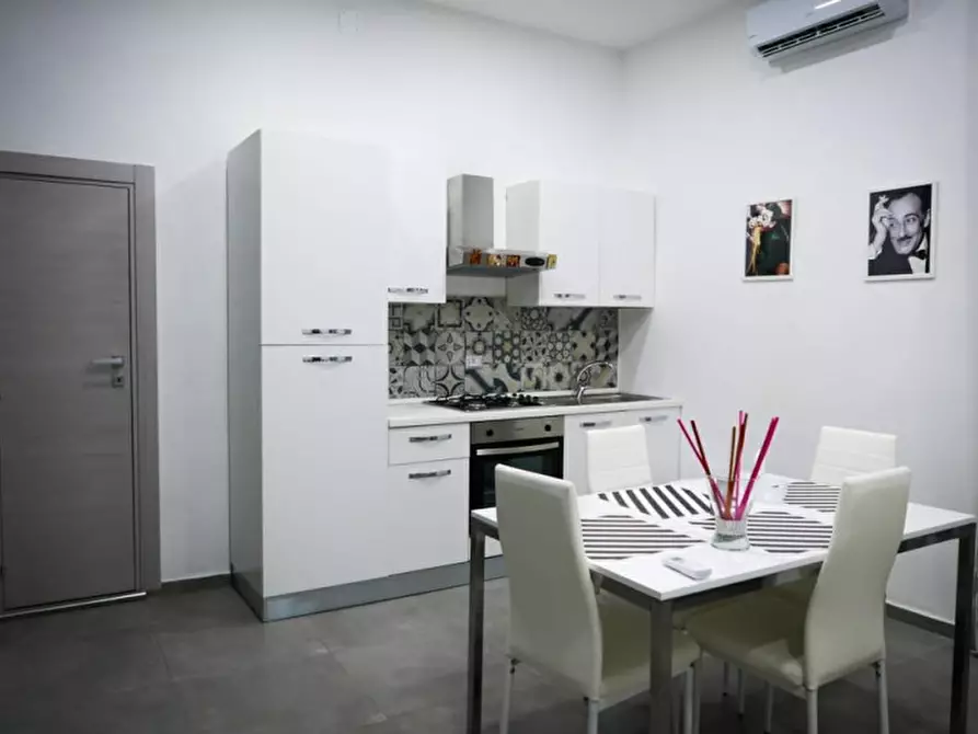 Immagine 17 di Camera in affitto  in Via Vincenzo de Monte, 27 a Napoli