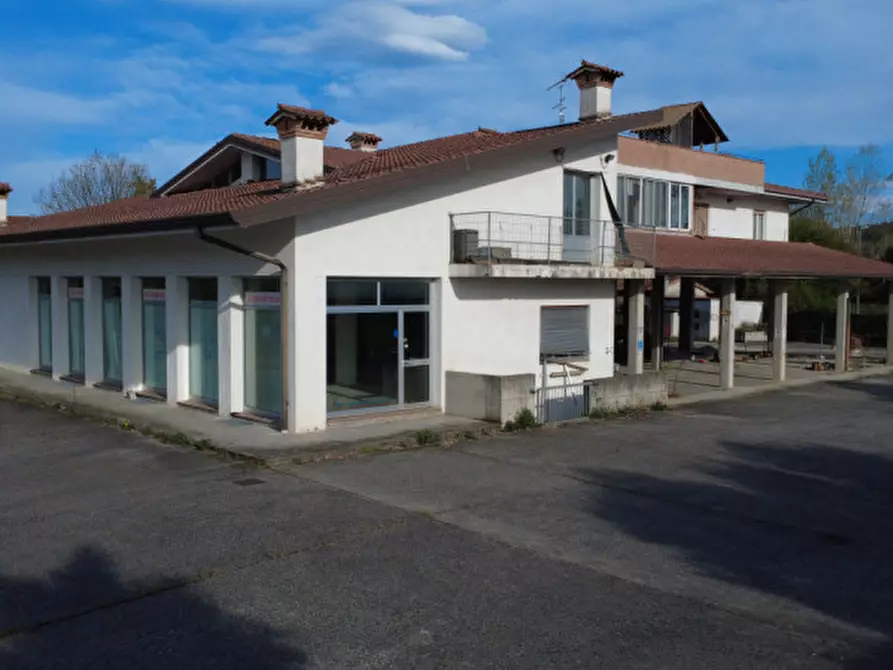 Immagine 4 di Negozio in vendita  in via trieste 111 a Gradisca D'isonzo