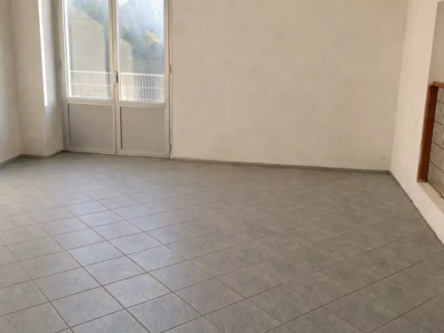Immagine 13 di Negozio in vendita  in via trieste 111 a Gradisca D'isonzo