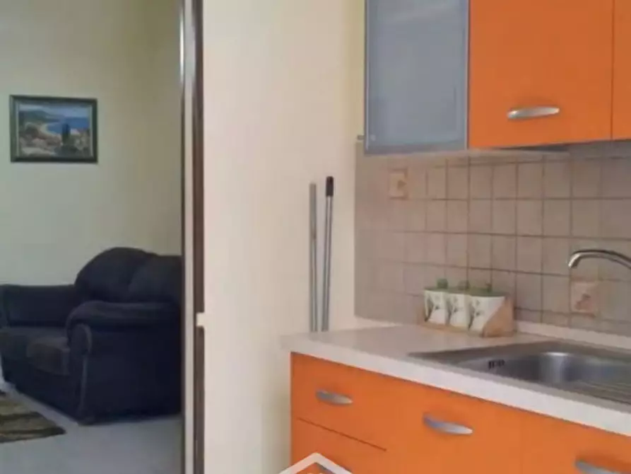 Immagine 7 di Appartamento in vendita  a Lizzanello