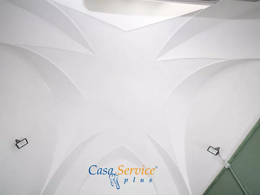 Immagine 5 di Attività commerciale in vendita  in Corso Roma a Gallipoli