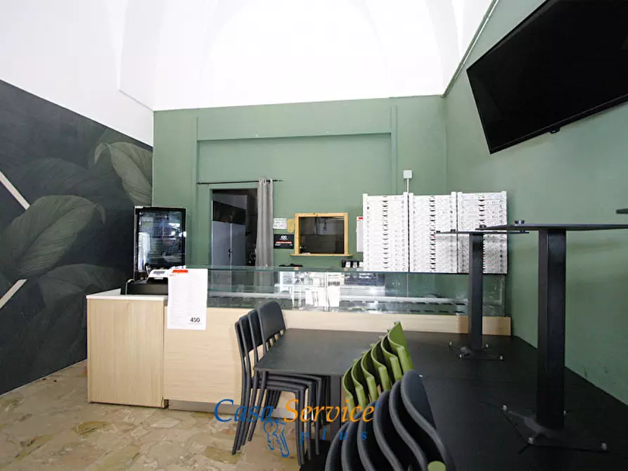 Immagine 6 di Attività commerciale in vendita  in Corso Roma a Gallipoli