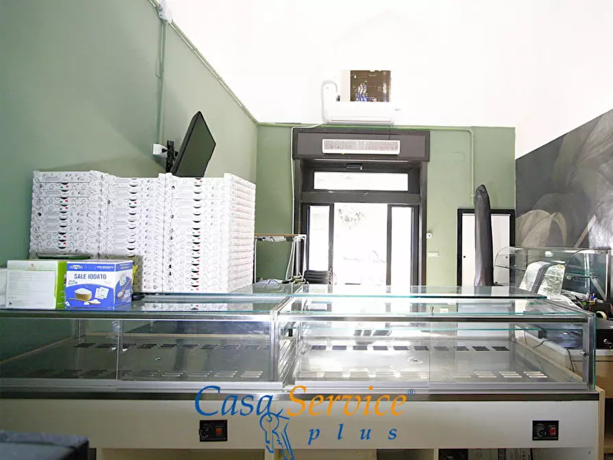 Immagine 13 di Attività commerciale in vendita  in Corso Roma a Gallipoli