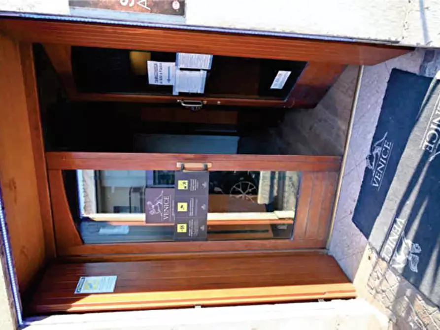 Immagine 7 di Casa indipendente in vendita  in Via Due Porte a Pastrengo