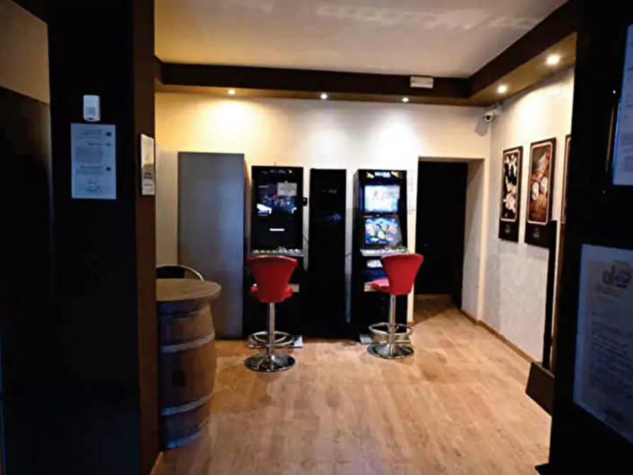 Immagine 10 di Casa indipendente in vendita  in Via Due Porte a Pastrengo