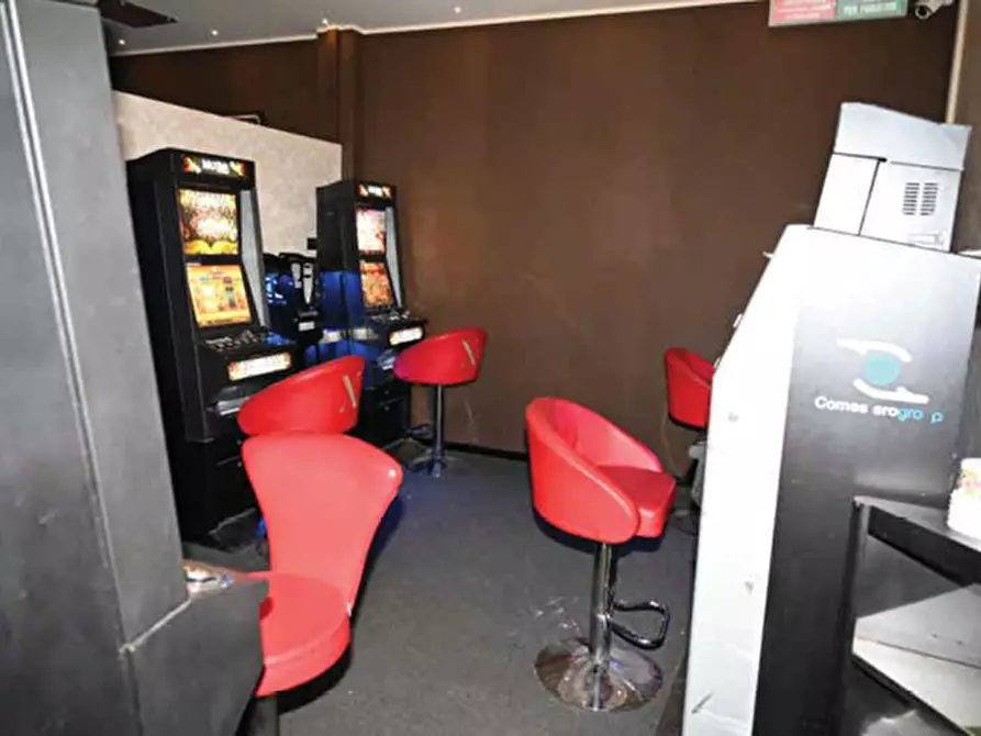 Immagine 13 di Casa indipendente in vendita  in Via Due Porte a Pastrengo